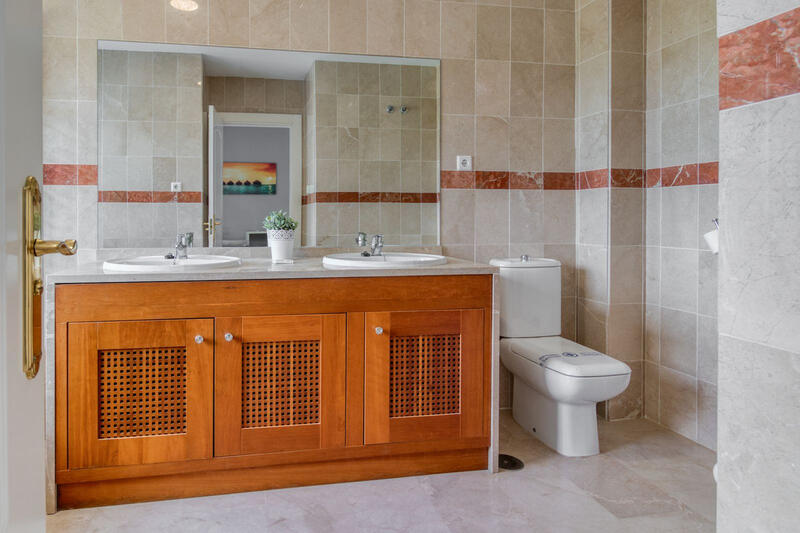 4 bedroom Villa for sale