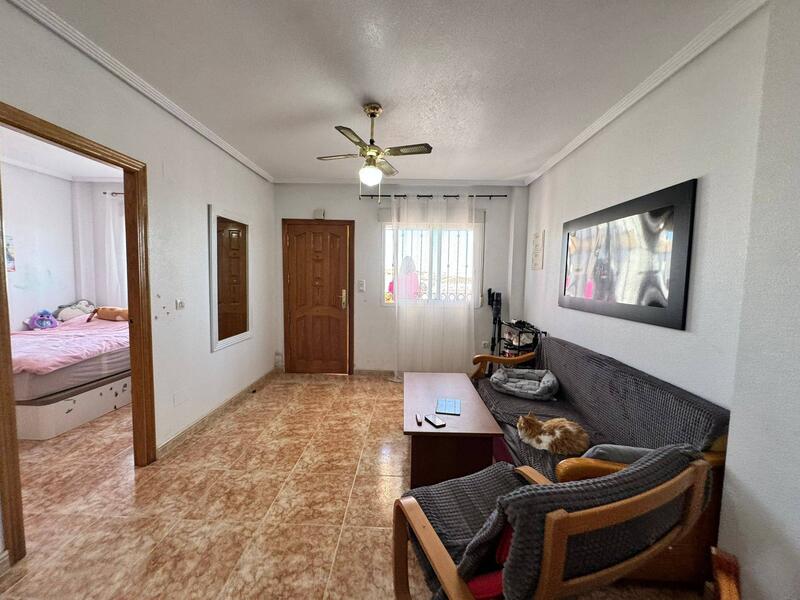 2 bedroom Duplex for sale