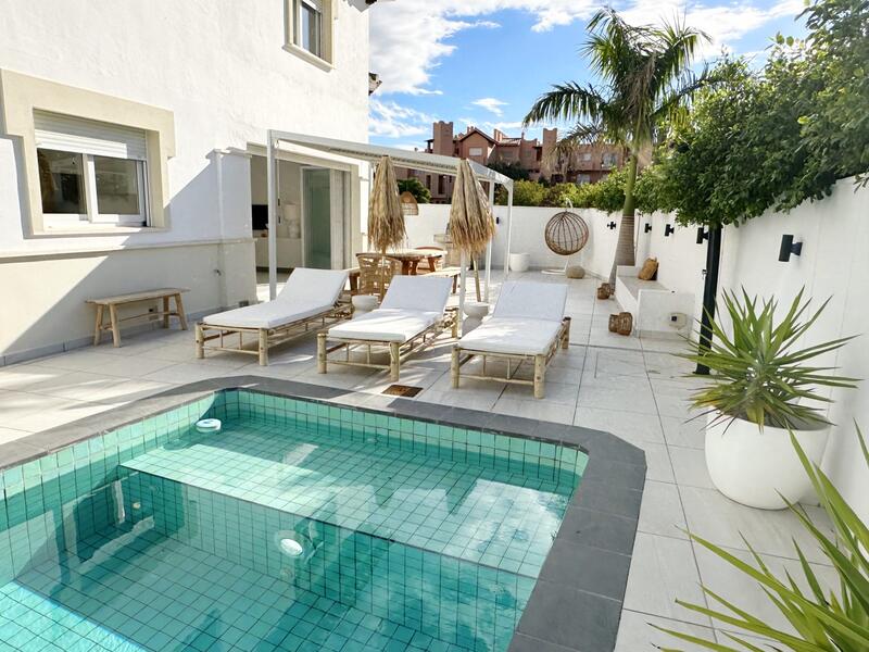 4 bedroom Villa for sale