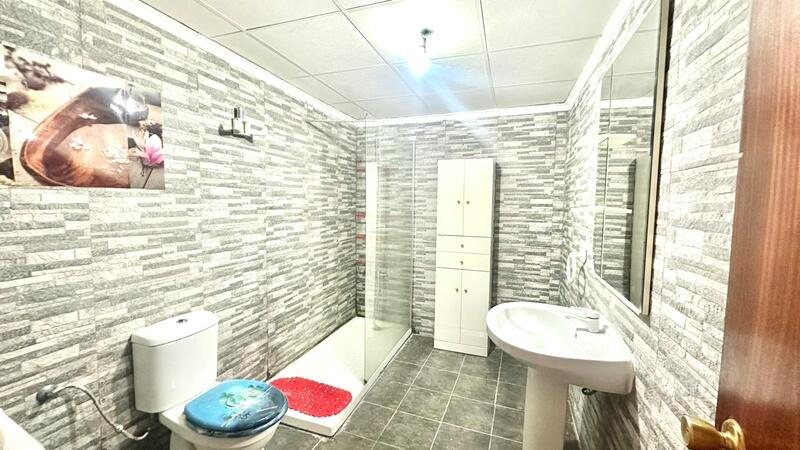 2 bedroom Apartment for sale 2 bedroom Apartment for sale