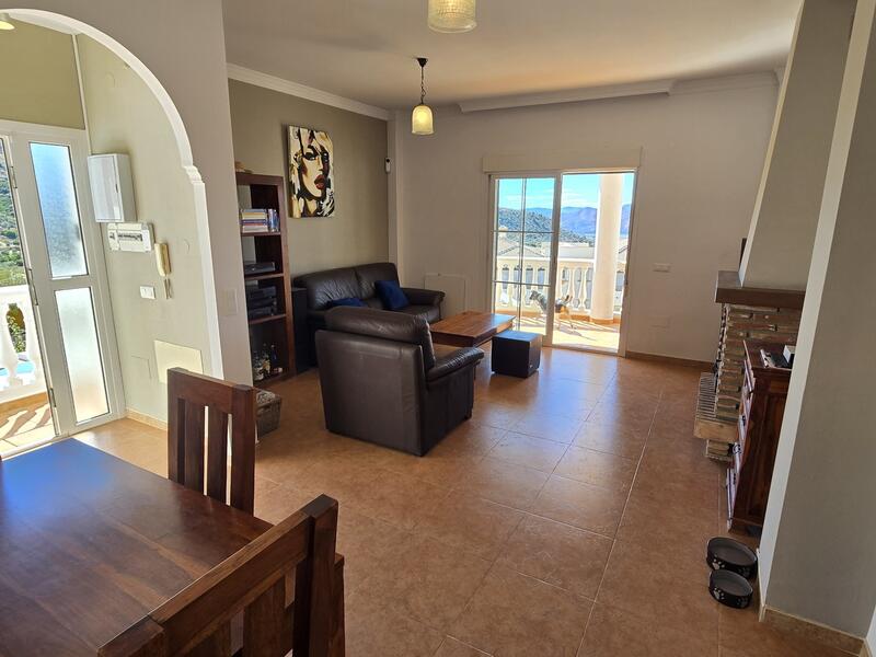 3 bedroom Villa for sale