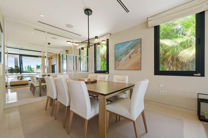 5 slaapkamer Villa Te koop 5 slaapkamer Villa Te koop