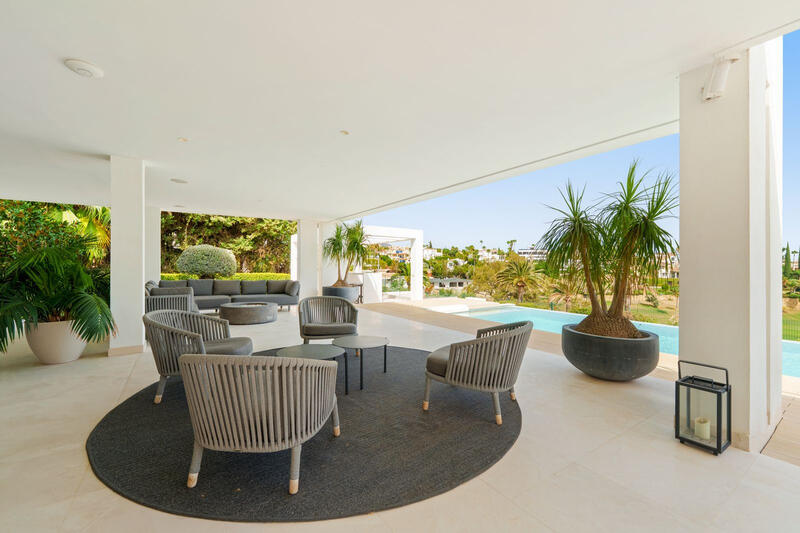 5 slaapkamer Villa Te koop 5 slaapkamer Villa Te koop