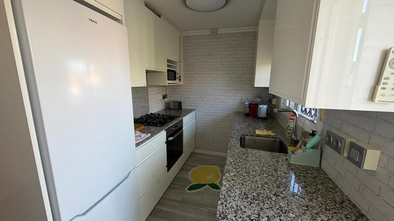 2 slaapkamer Gezinswoning Te koop 2 slaapkamer Gezinswoning Te koop