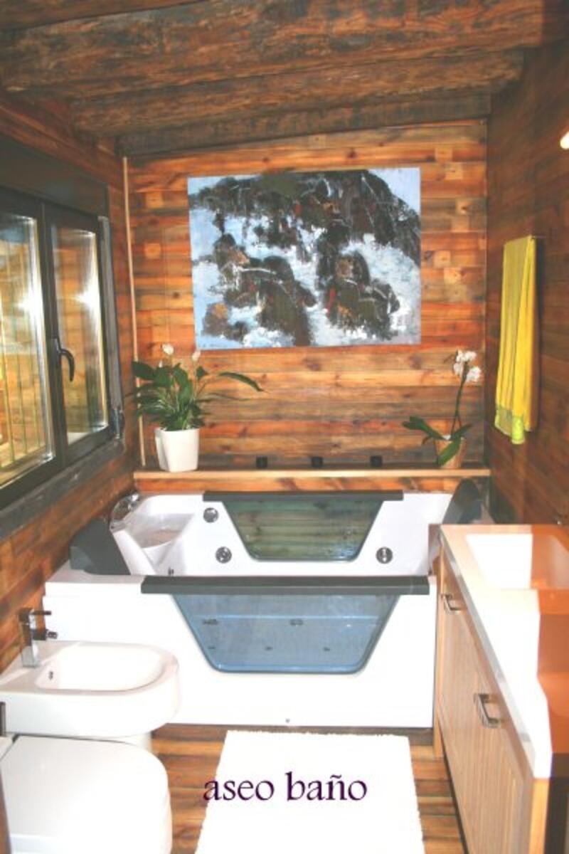 3 bedroom Country House for sale 3 bedroom Country House for sale