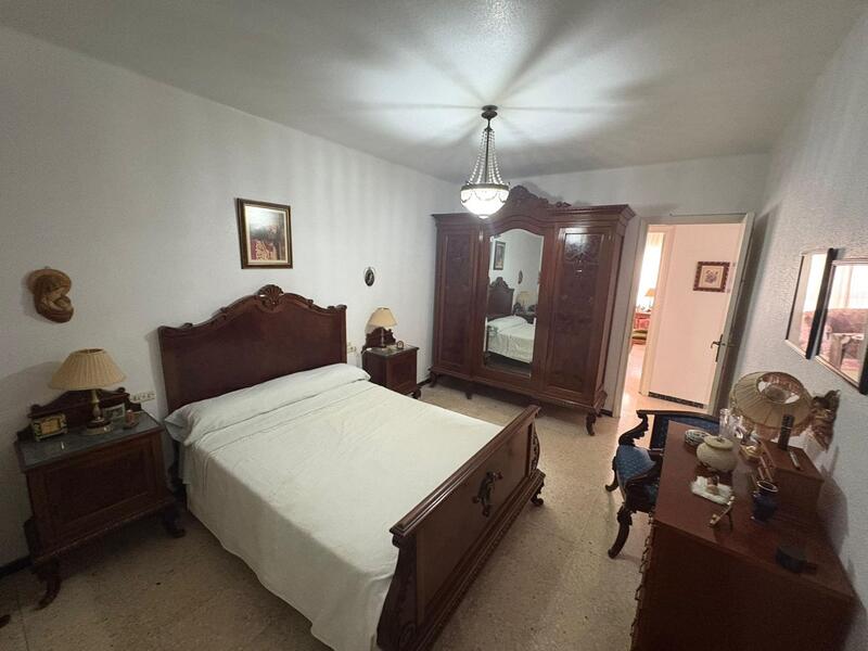 3 bedroom Apartment for sale