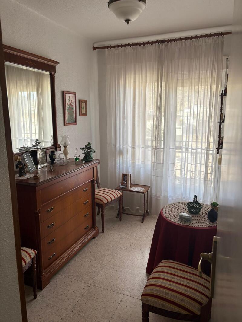 3 bedroom Apartment for sale