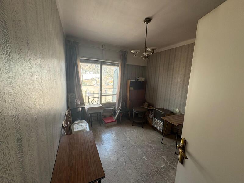 3 bedroom Apartment for sale