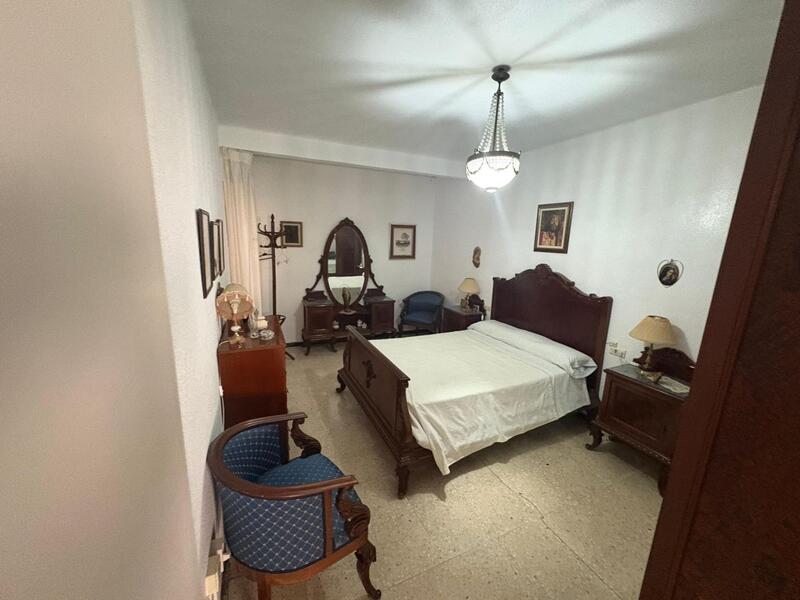 3 bedroom Apartment for sale