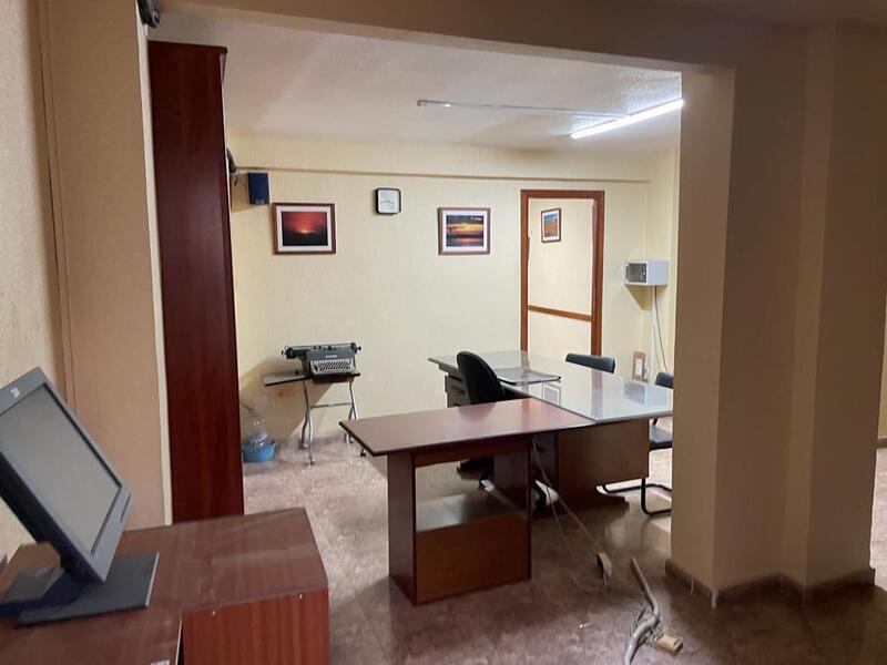 3 bedroom Commercial Property for sale