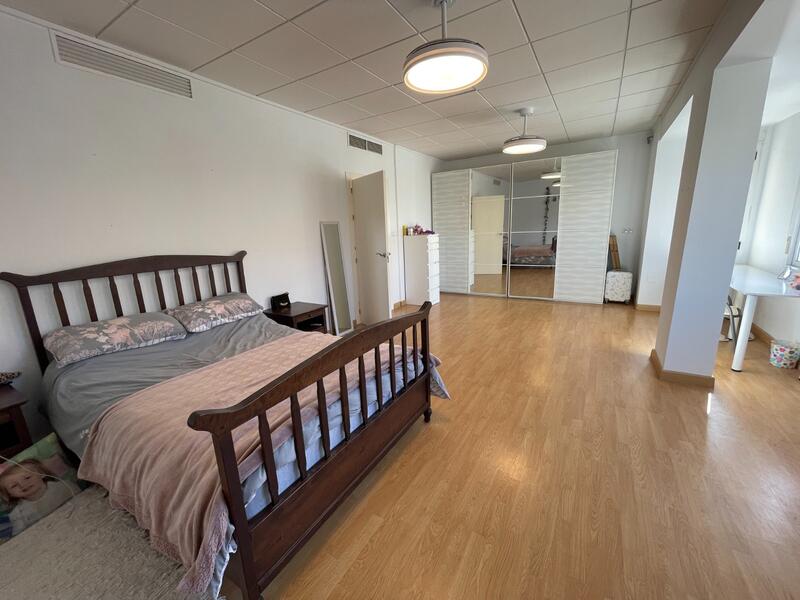 5 Cuarto Adosado en venta 5 Cuarto Adosado en venta