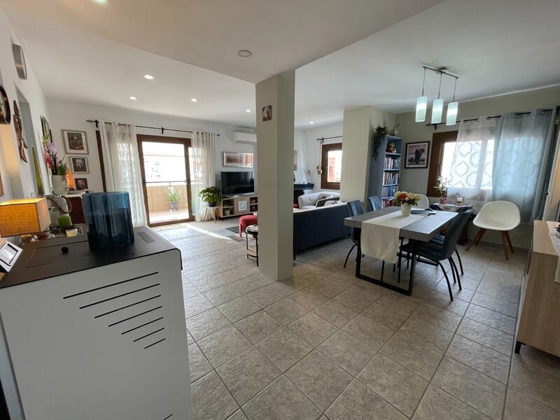 3 bedroom Apartment for sale 3 bedroom Apartment for sale