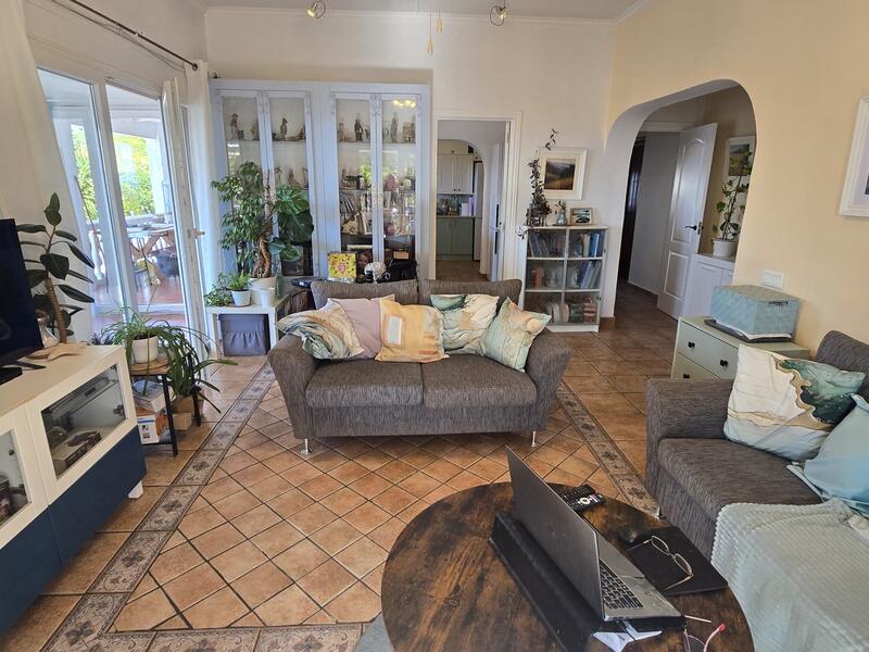 5 Schlafzimmer Villa zu verkaufen 5 Schlafzimmer Villa zu verkaufen