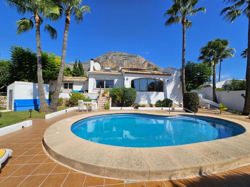 Villa till salu i Javea, Alicante