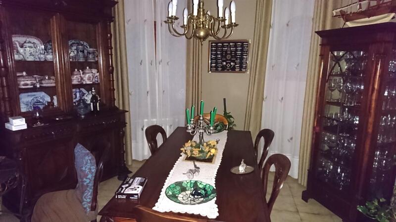 5 Schlafzimmer Villa zu verkaufen 5 Schlafzimmer Villa zu verkaufen