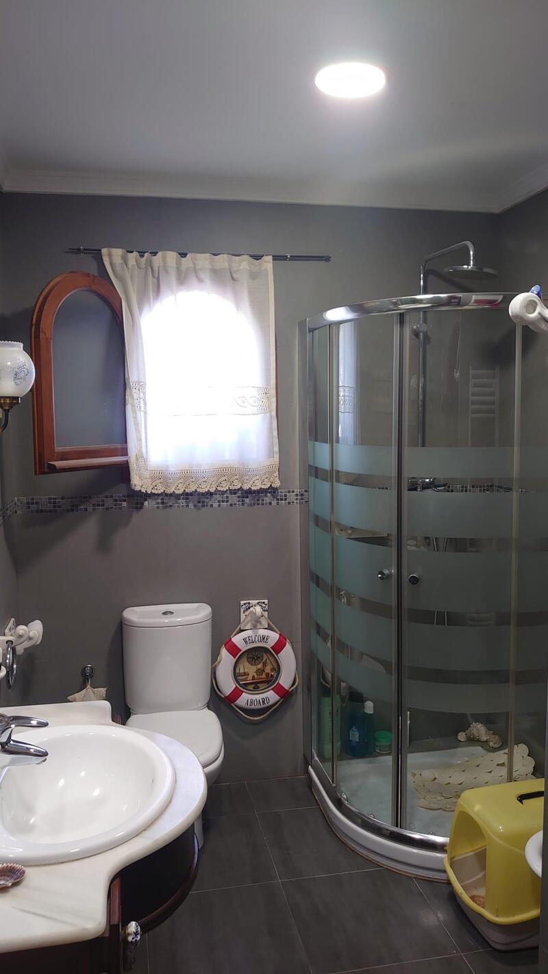 5 Schlafzimmer Villa zu verkaufen 5 Schlafzimmer Villa zu verkaufen