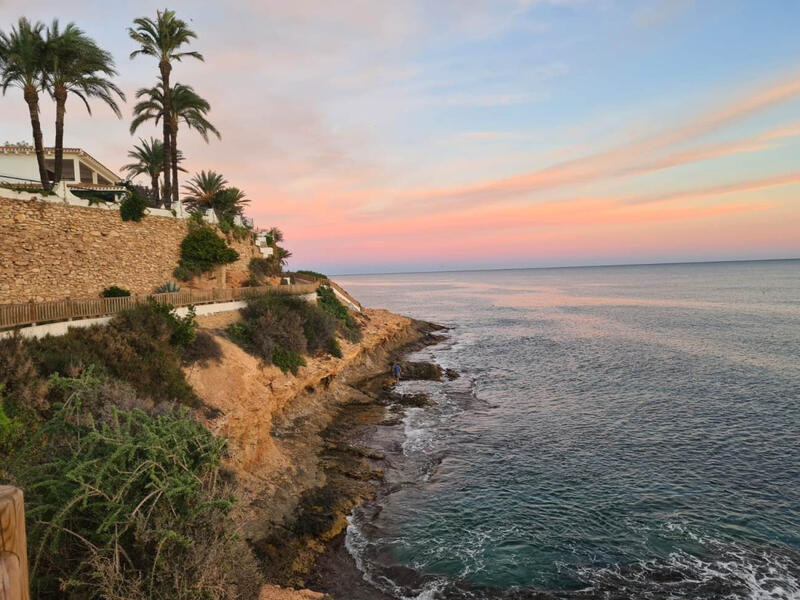 3 bedroom Villa for sale 3 bedroom Villa for sale