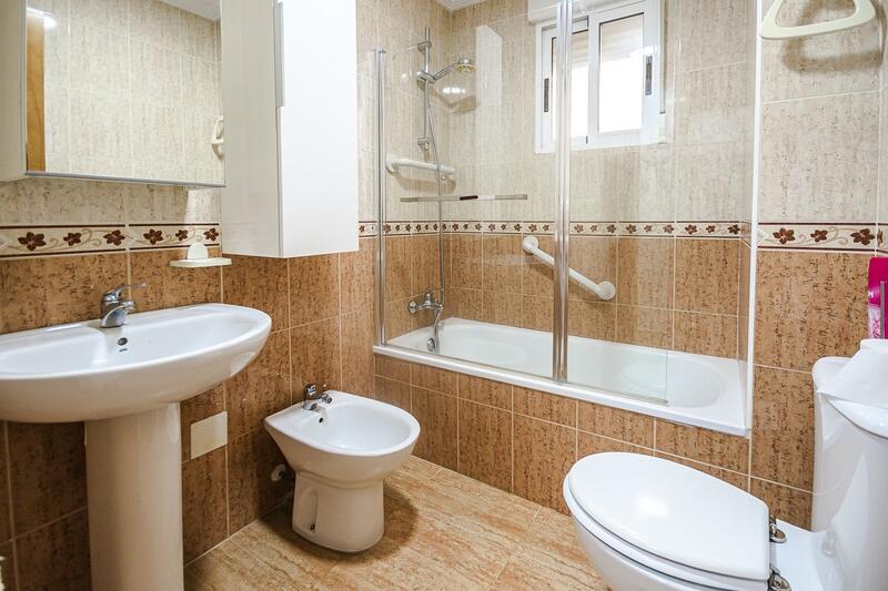 2 спальная комната квартира продается