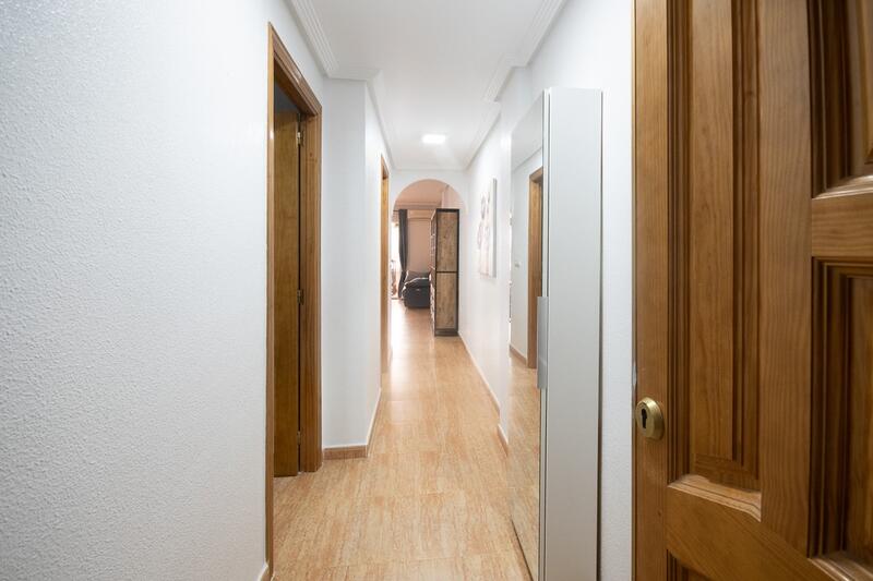 2 спальная комната квартира продается