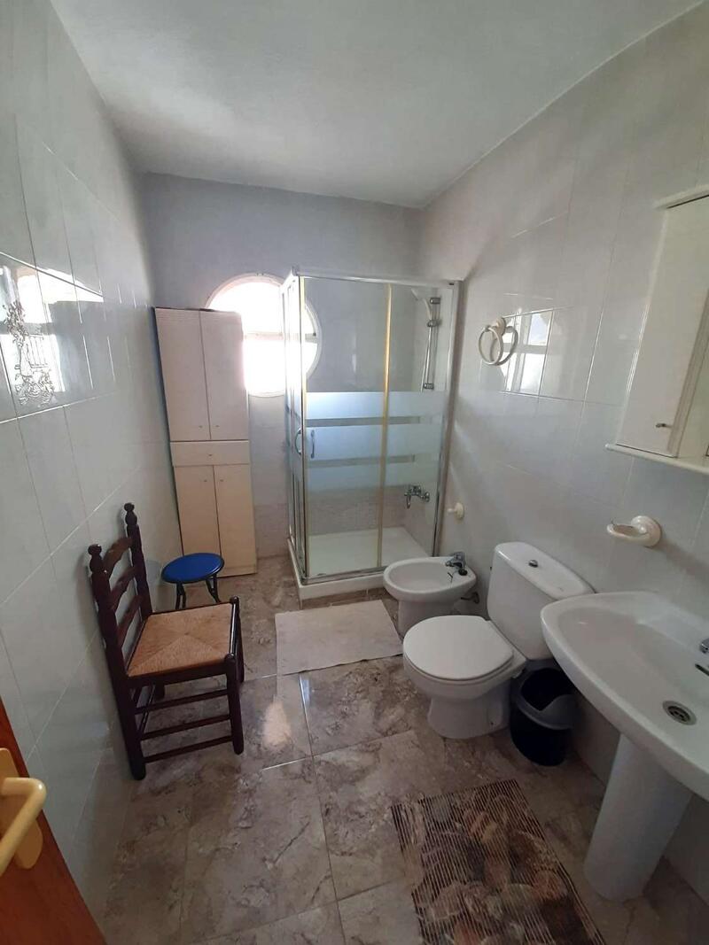 4 Schlafzimmer Villa zu verkaufen 4 Schlafzimmer Villa zu verkaufen