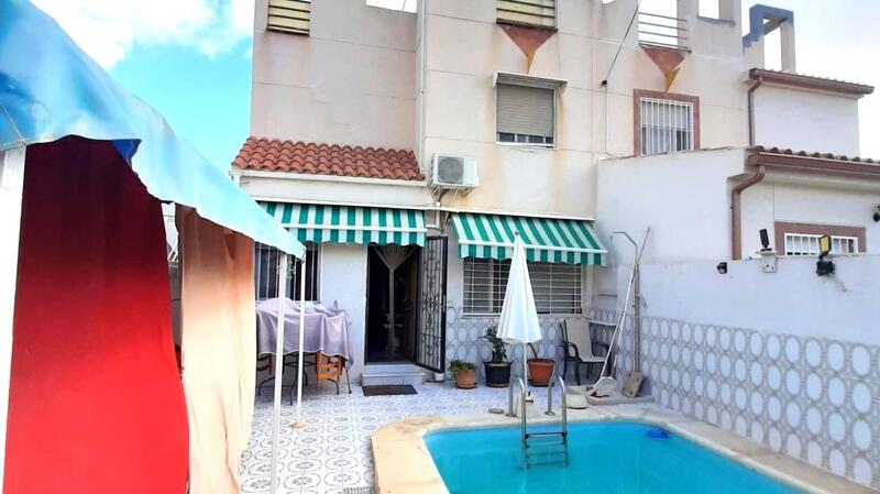 4 Schlafzimmer Villa zu verkaufen 4 Schlafzimmer Villa zu verkaufen