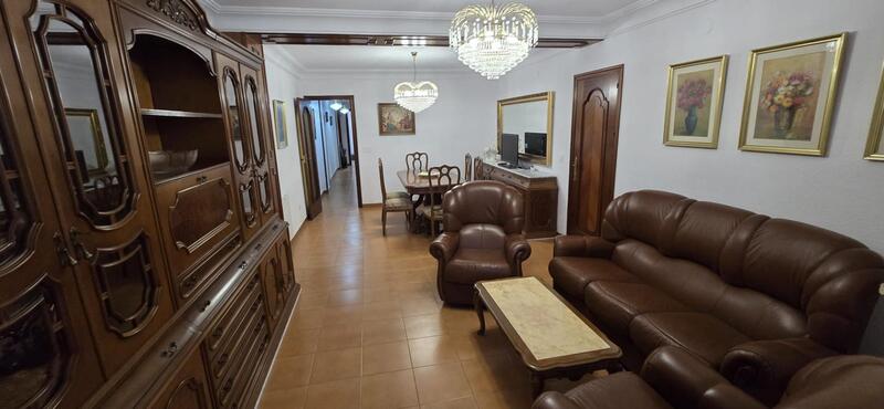 4 sovrum Lägenhet till salu