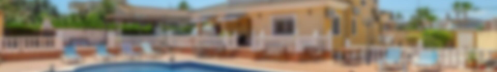 6 Cuarto Villa en venta