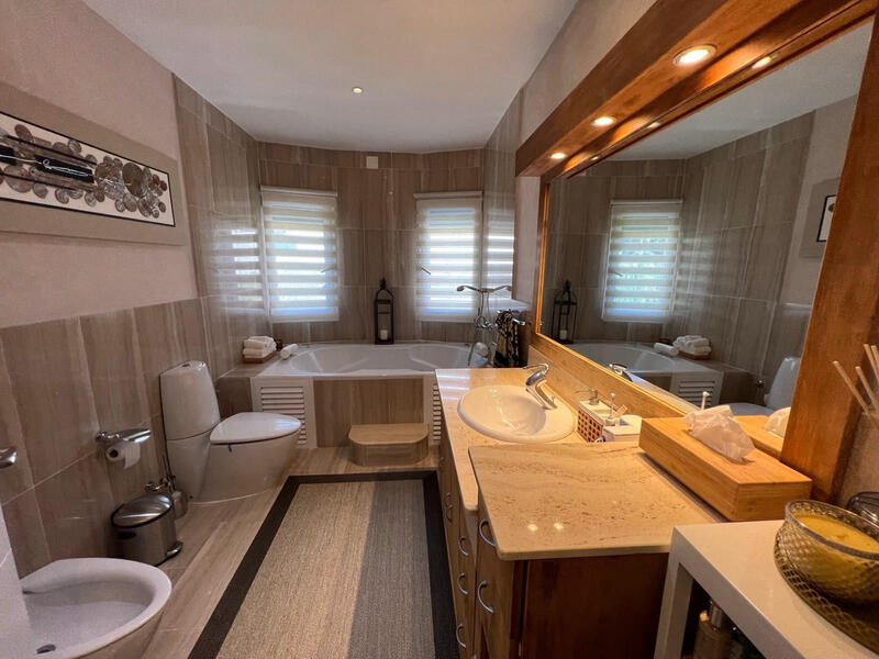 3 soveværelse Villa til salg 3 soveværelse Villa til salg