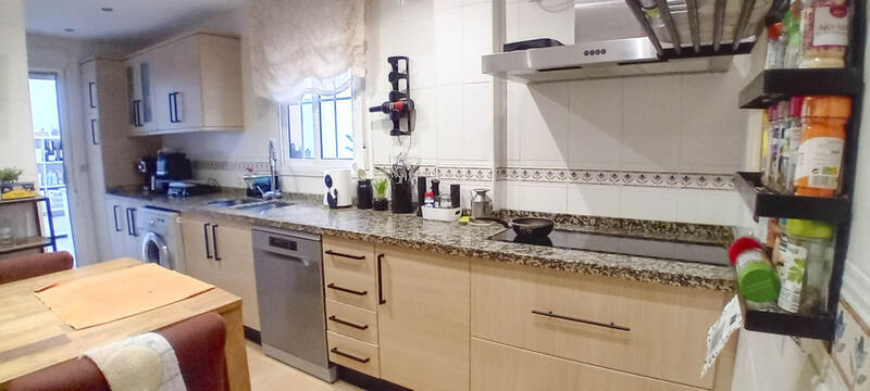 3 soverom Rekkehus til salgs 3 soverom Rekkehus til salgs