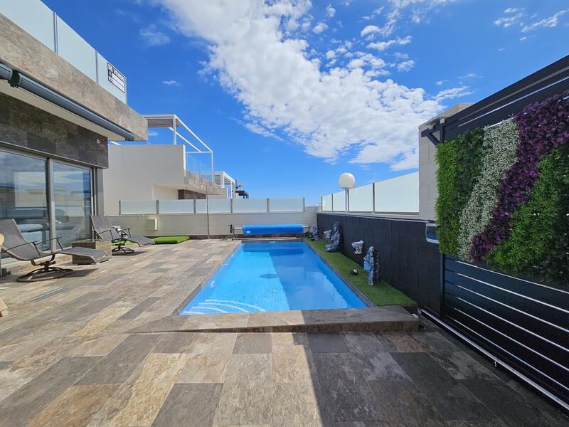 4 bedroom Villa for sale