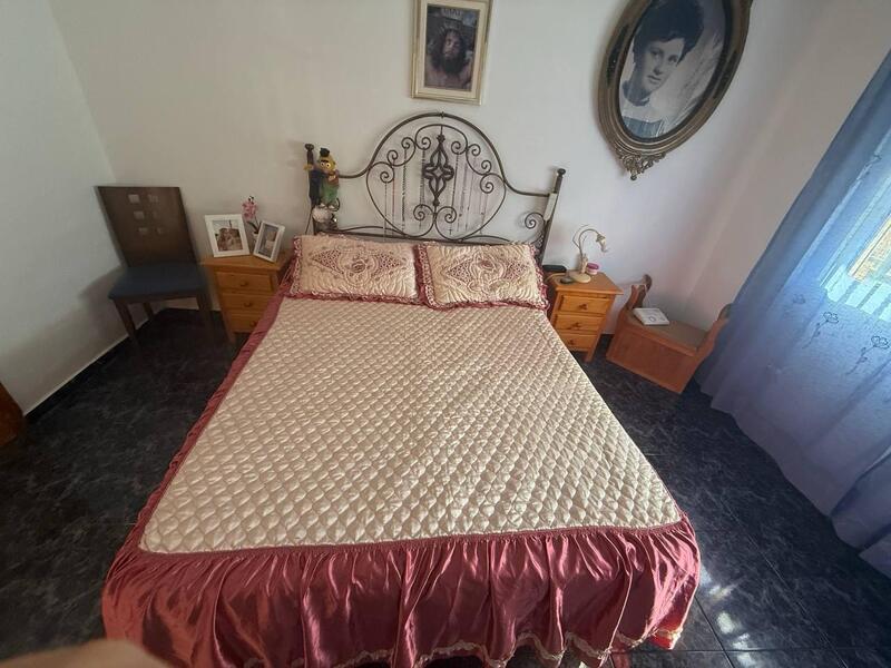 4 bedroom Apartment for sale