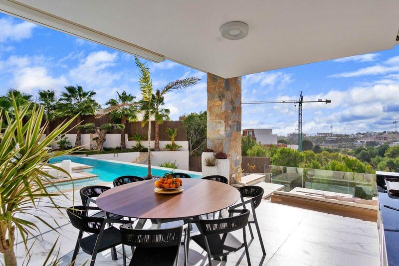 4 bedroom Villa for sale