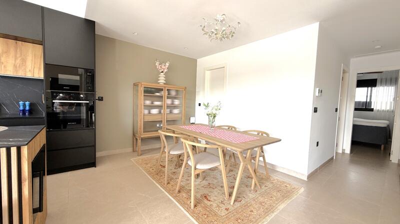 3 bedroom Apartment for sale