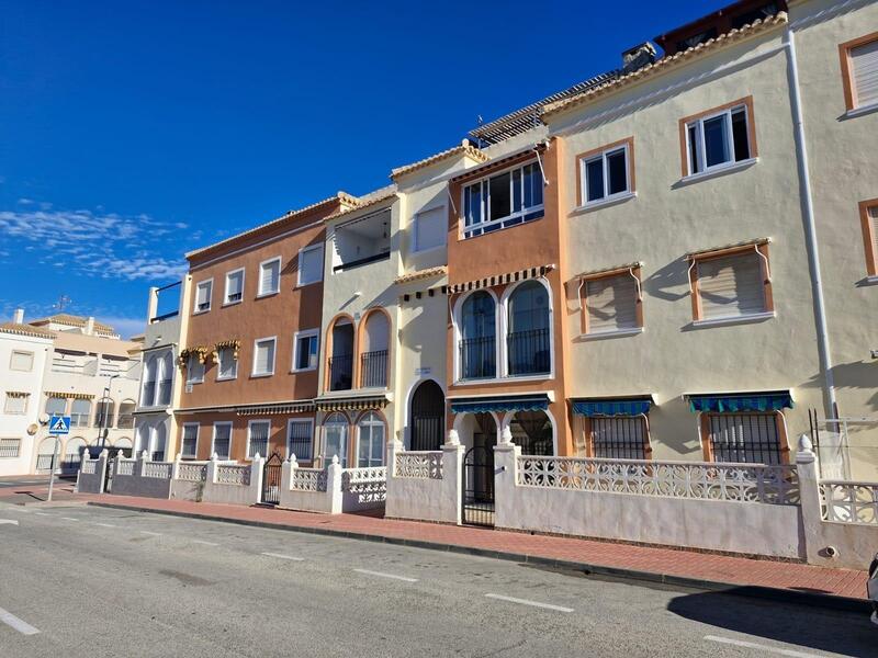 2 Cuarto Villa en venta