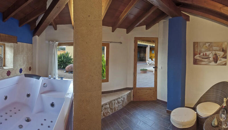 10 bedroom Country House for sale