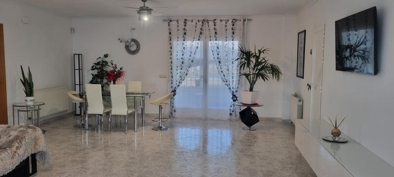 6 bedroom Villa for sale 6 bedroom Villa for sale