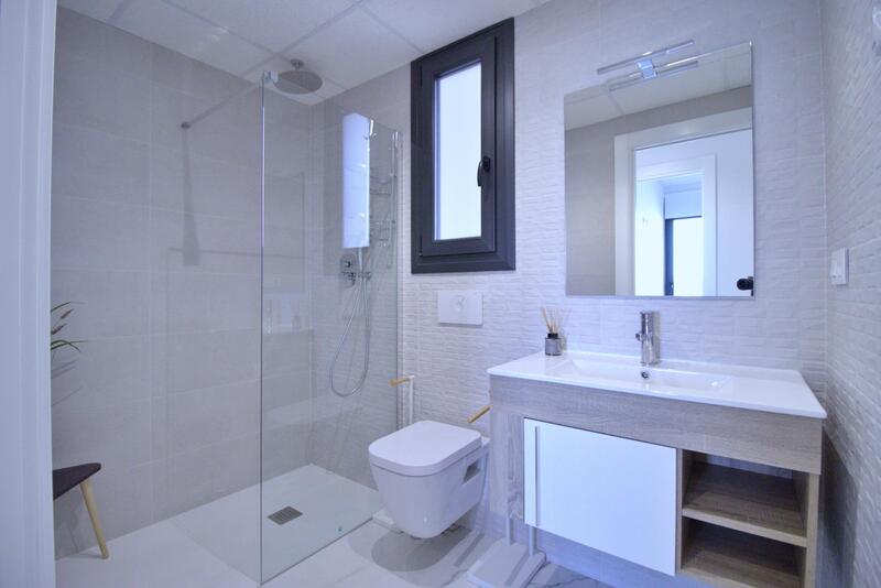 2 bedroom Apartment for sale 2 bedroom Apartment for sale