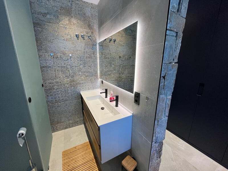 5 bedroom Villa for sale 5 bedroom Villa for sale