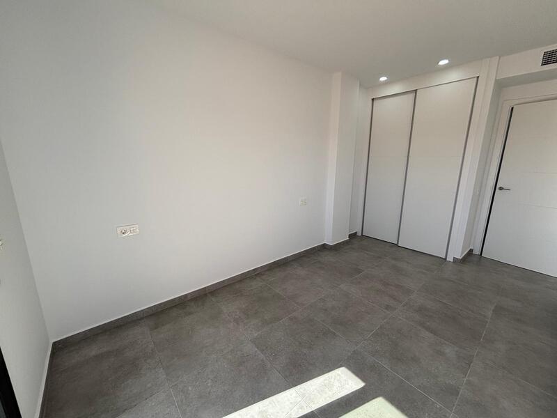 3 soverom Leilighet til salgs 3 soverom Leilighet til salgs