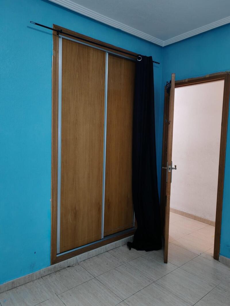 2 спальная комната квартира продается