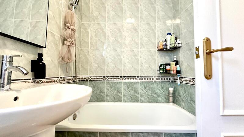 2 slaapkamer Appartement Te koop