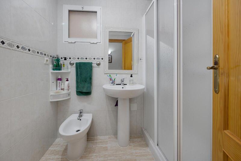 3 спальная комната квартира продается