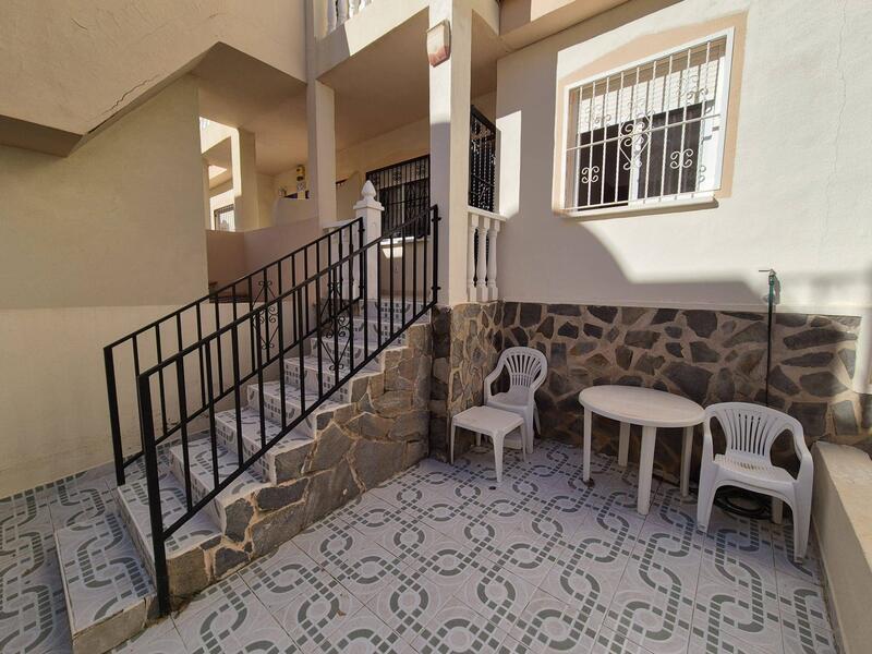 2 Cuarto Villa en venta