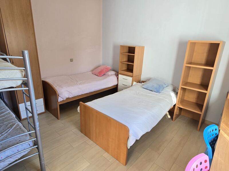 6 спальная комната вилла продается