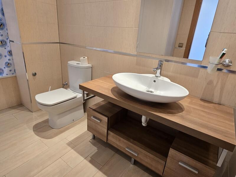 6 спальная комната вилла продается