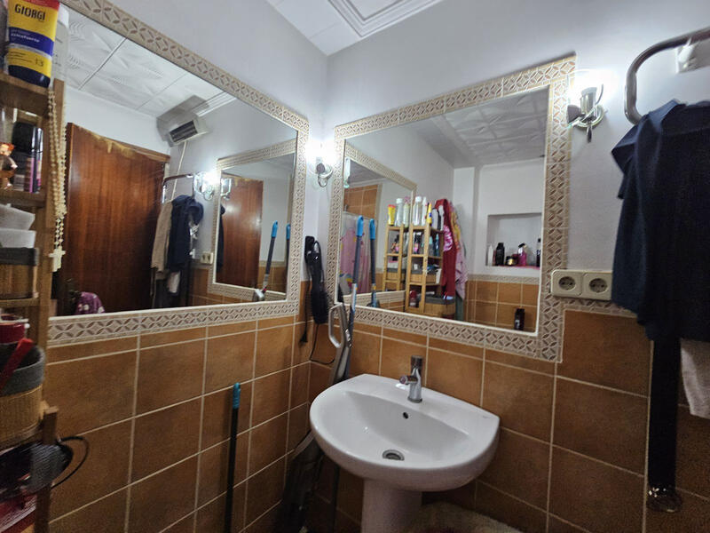 3 bedroom Apartment for sale