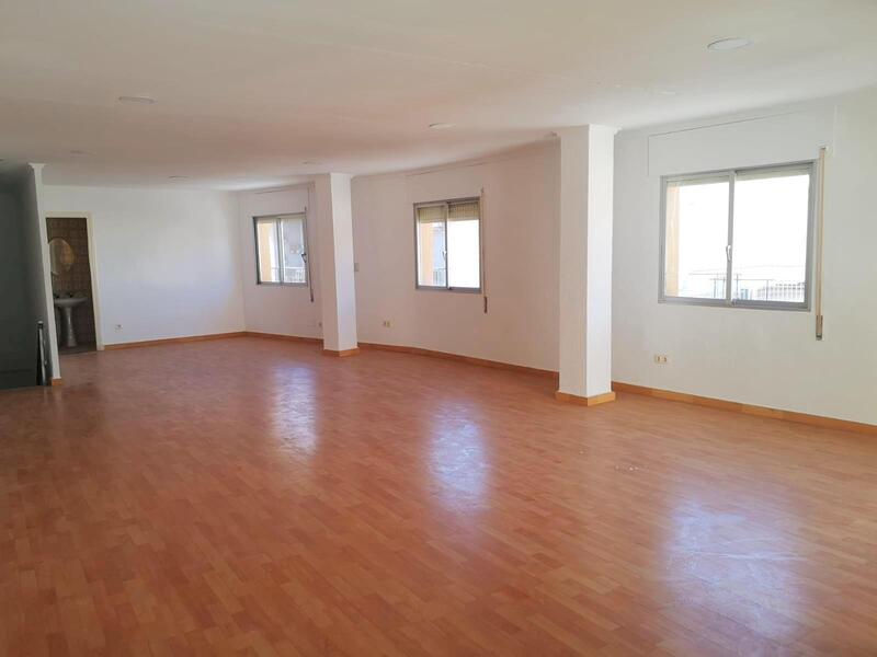 Gezinswoning Te koop