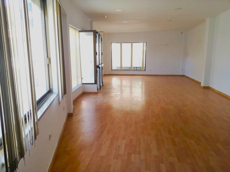 Gezinswoning Te koop