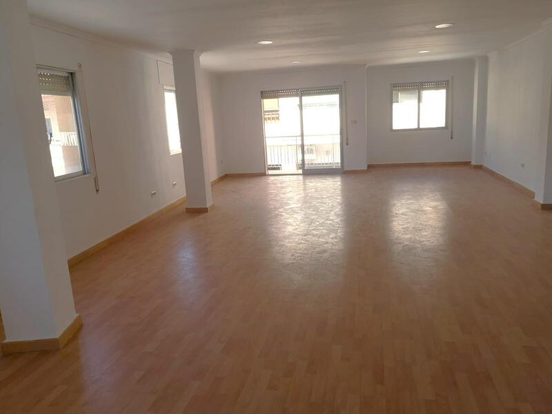 Gezinswoning Te koop