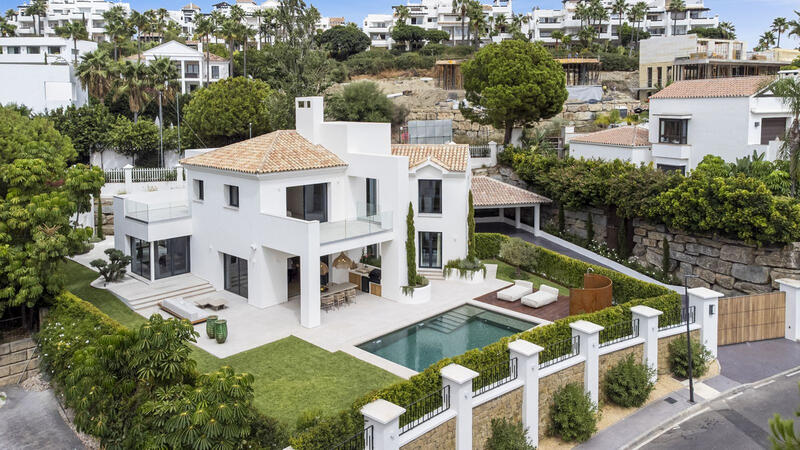 Villa til salgs i Benahavis, Málaga